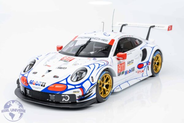 Ixo - 1:18 Porsche 911 RSR No.911 Class Winner Petit Le Mans 2018 - Pilet, Tandy, Makowiecki - Diecast Model 14 Ixo - 1:18 Porsche 911 RSR No.911 Class Winner Petit Le Mans 2018 - Pilet, Tandy, Makowiecki - Diecast Model