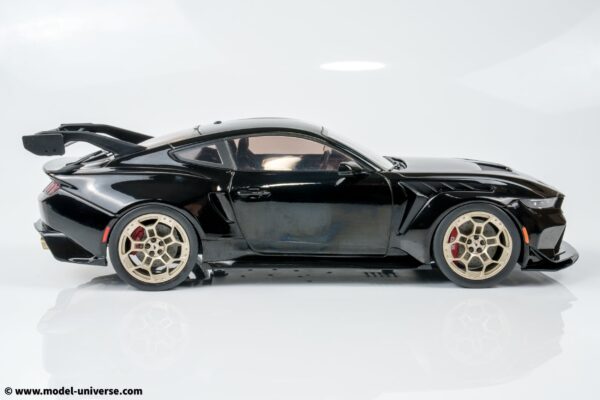 MCG - 1:18 Ford Mustang GTD Black 2025 - Limited Edition Diecast Model 16 MCG - 1:18 Ford Mustang GTD Black 2025 - Limited Edition Diecast Model