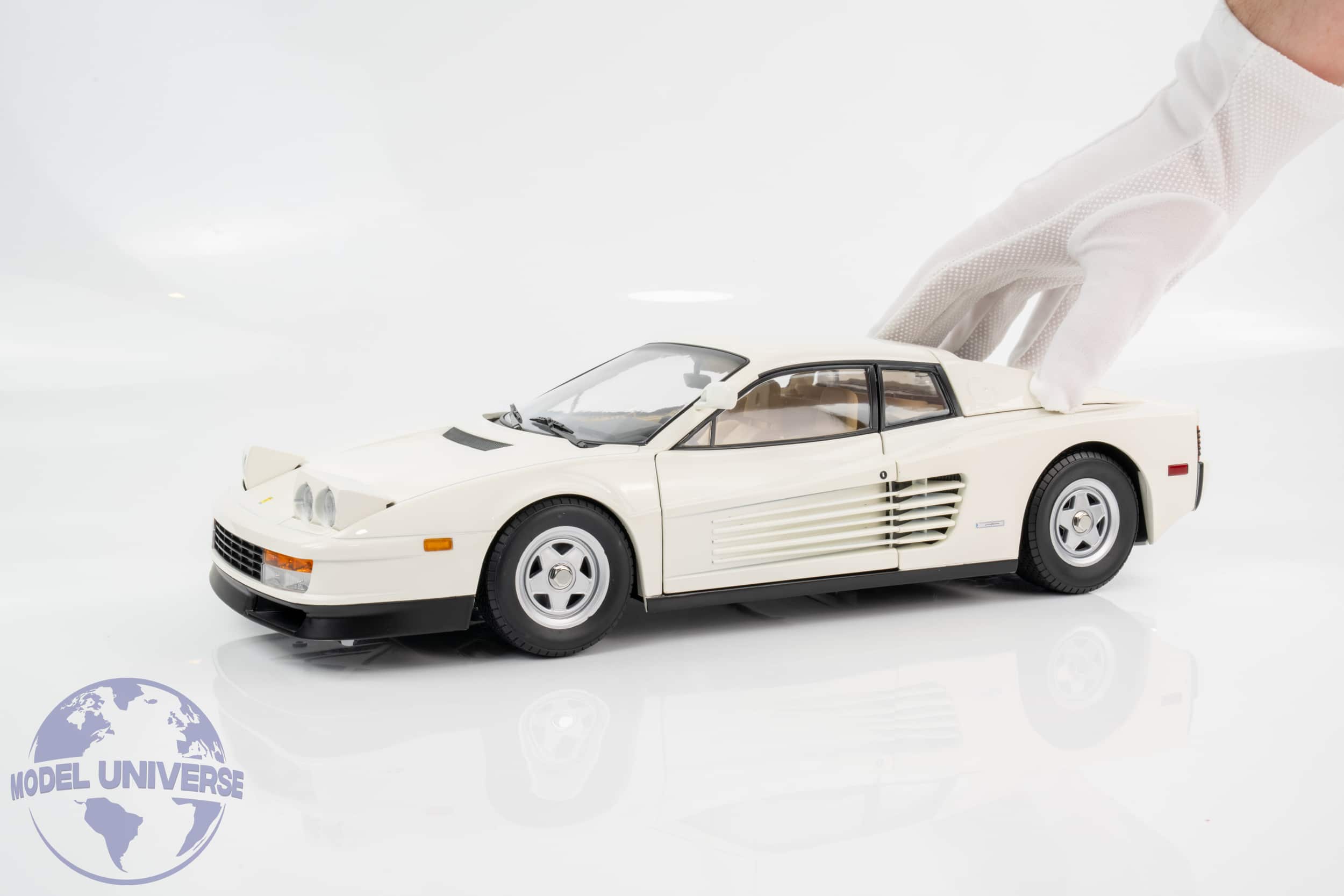 KK Scale - 1:12 Ferrari Testarossa Monospeccio from "Miami Vice" 1984 White - Diecast Model 5 KK Scale KKDC120203 Ferrari Testrossa Miami Vice White 4