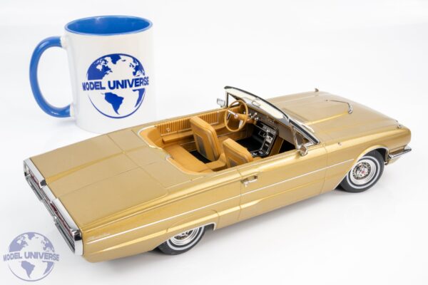 KK Scale - 1:18 Ford Thunderbird Cabriolet 1966 Gold Metallic / White Roof - Diecast Model 23 KK Scale - 1:18 Ford Thunderbird Cabriolet 1966 Gold Metallic / White Roof - Diecast Model