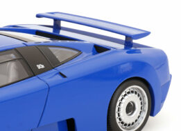 KK Scale 1:12 Bugatti EB110 1991 Blue Diecast Model (KKDC120131)