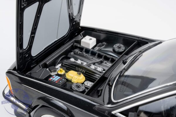 KK Scale - 1:12 BMW M635 CSI 1987 Black Metallic (KKDC120163) Diecast Model 18 KKDC120163 KK Scale bmw m 635csi black 5
