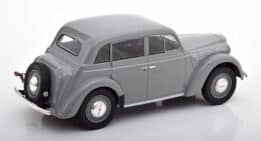 kk scale - 1:18 moskwitsch 400 1946 grey