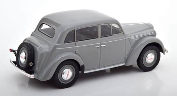 kk scale - 1:18 moskwitsch 400 1946 grey
