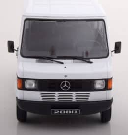 kk scale - 1:18 mercedes 208d bus 1988 white ltd edn 750 pcs