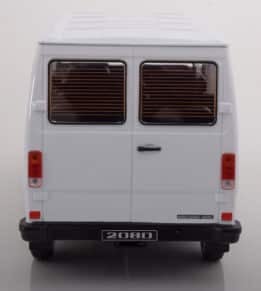 kk scale - 1:18 mercedes 208d bus 1988 white ltd edn 750 pcs