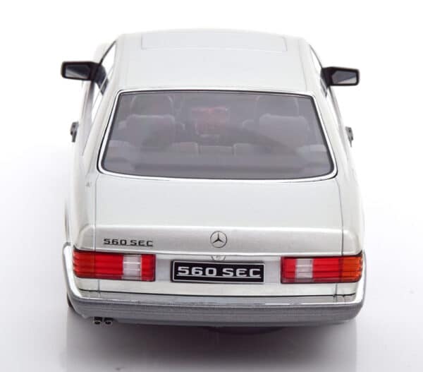 kk scale - 1:18 mercedes 560 sec c126  silver
