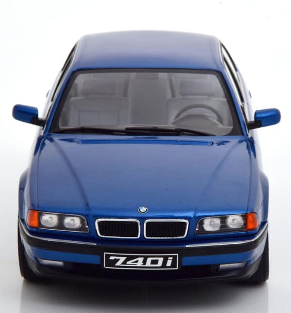 kk scale - 1:18 bmw 740i e38 1.series 1994 blue metallic
