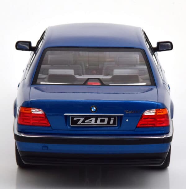 kk scale - 1:18 bmw 740i e38 1.series 1994 blue metallic