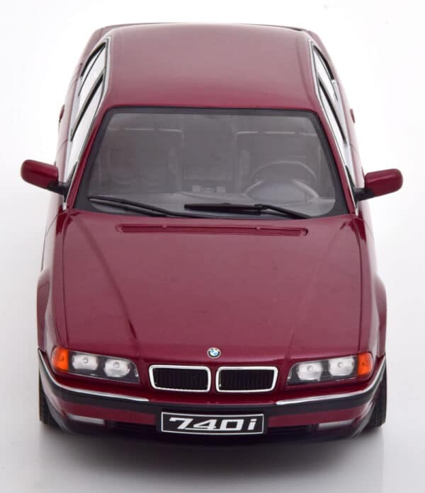 kk scale - 1:18 bmw 740i e38 1 series 1994 dark red metallic