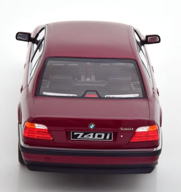 kk scale - 1:18 bmw 740i e38 1 series 1994 dark red metallic