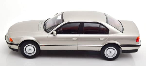 kk scale - 1:18 bmw 740i e38 1 series 1994 silver