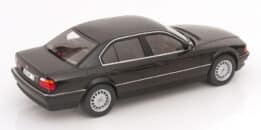 KK Scale - 1:18 BMW 740i (E38) Black Metallic 1994 - Diecast Model