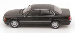KK Scale - 1:18 BMW 740i (E38) Black Metallic 1994 - Diecast Model