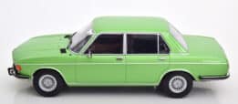 kk scale - 1:18 bmw 3.0s 2.series 1971 light green metallic