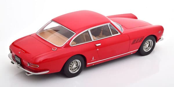 kk scale - 1:18 ferrari 330 gt 2+2 1964 red/brown interior