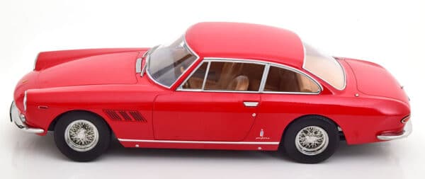 kk scale - 1:18 ferrari 330 gt 2+2 1964 red/brown interior