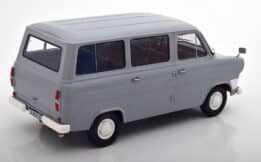 kk scale - 1:18 ford transit mk1 bus 1965 light grey