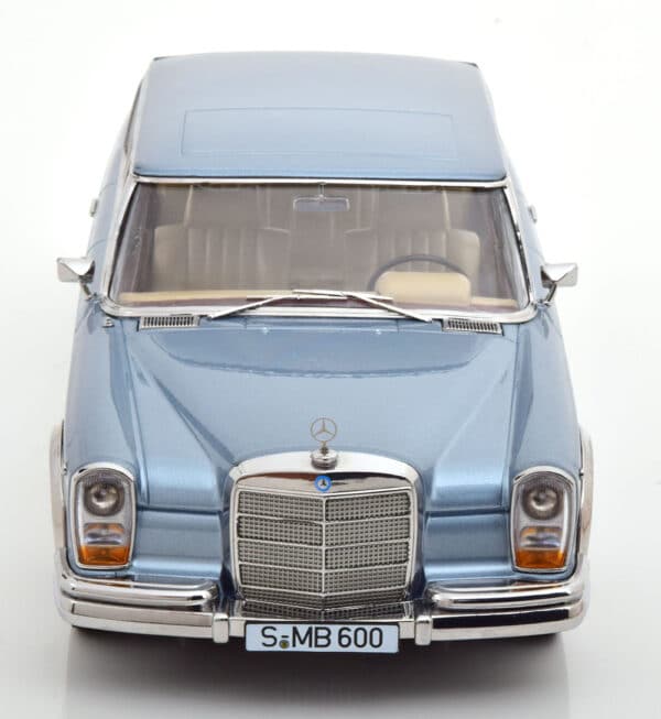 kk scale - 1:18 mercedes 600 swb w100 light blue metallic 1963