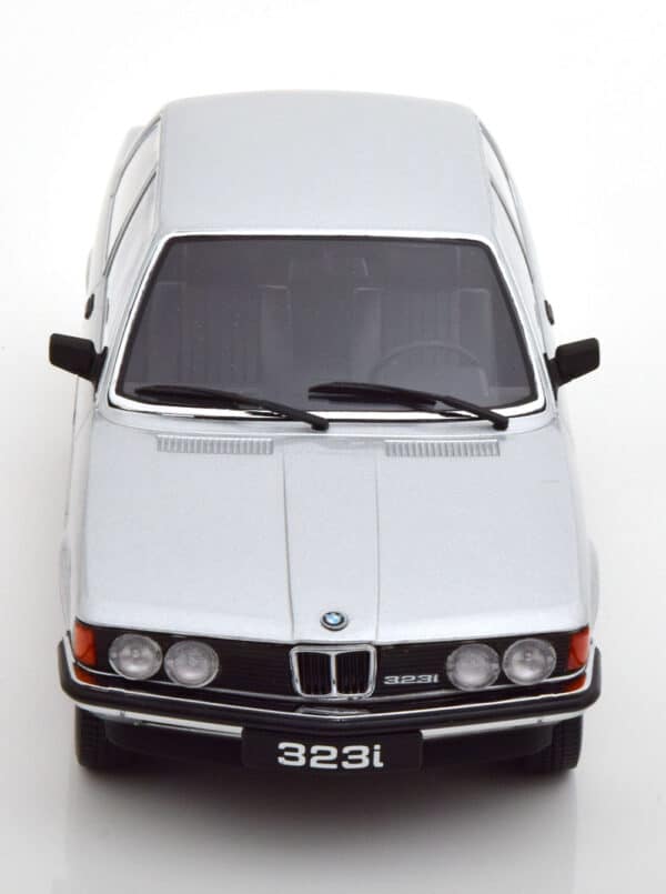 kk scale - 1:18 bmw 323i e21 1978 silver