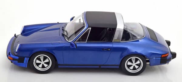 kk scale - 1:18 porsche 911 carrera 3.0 targa 1977 blue metallic w/removable targa roof