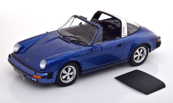 kk scale - 1:18 porsche 911 carrera 3.0 targa 1977 blue metallic w/removable targa roof