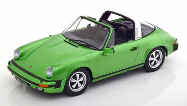 kk scale - 1:18 porsche 911 carrera 3.0 targa 1977 green metallic w/removable targa roof