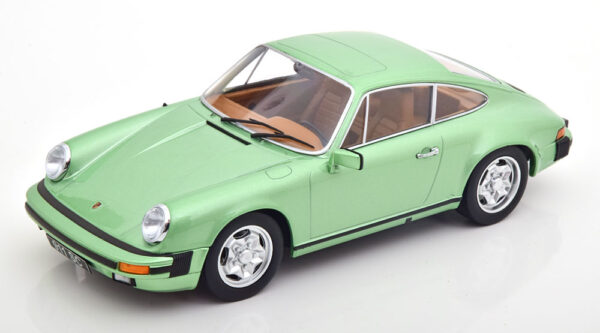 kk scale - 1:18 porsche 911 coupe 1978 light green metallic