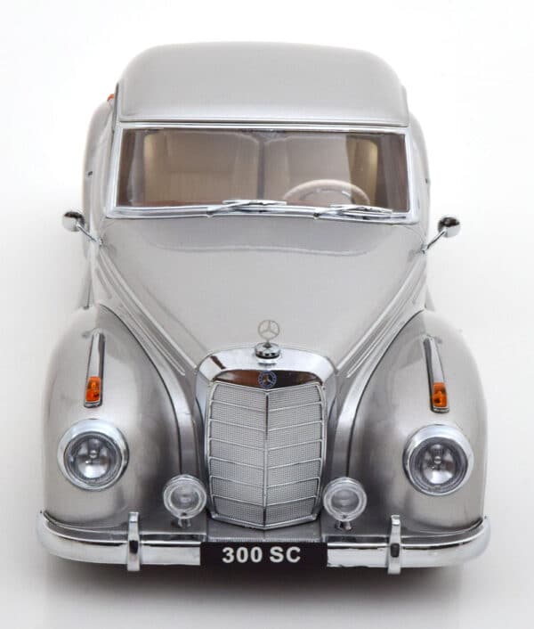 kk scale - 1:18 mercedes 300 se w188 coupe silver
