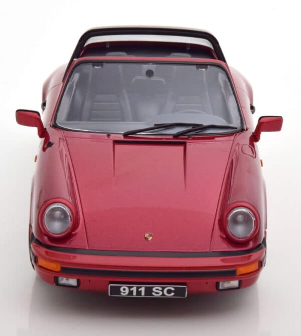 kk scale - 1:18 porsche 911 sc targa 1983 red metallic w/extra hardtop
