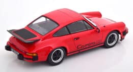 kk scale - 1:18 porsche 911 carrera 3.2 red/black clubsport 1989
