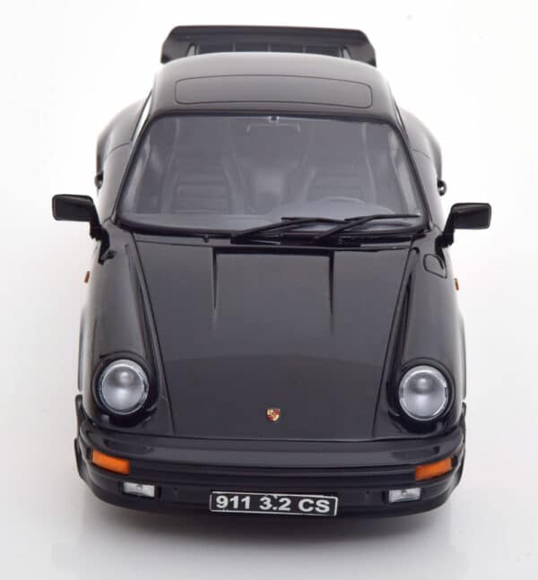 kk scale - 1:18 porsche 911 carrera 3.2 black/red clubsport 1989