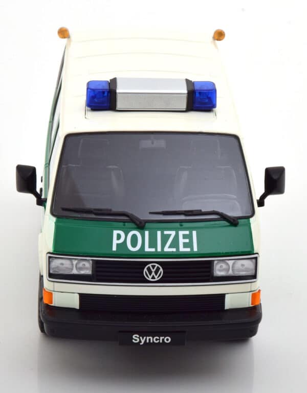 kk scale - 1:18 vw t3 syncro police 1987