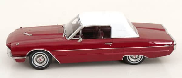 KK Scale - 1:18 Ford Thunderbird Landau Coupe 1966 Red Metallic and White Roof - Diecast Model