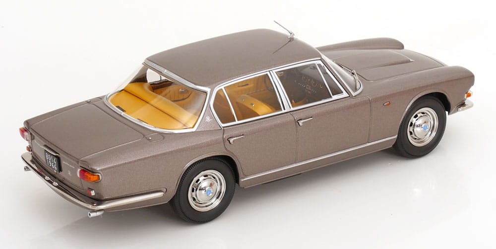 KK Scale 1:18 Maserati Quattroporte I 1965 Grey Metallic (KKDC181511) Diecast Model 2 KK Scale 1:18 Maserati Quattroporte I 1965 Grey Metallic (KKDC181511) Diecast Model - Image 2