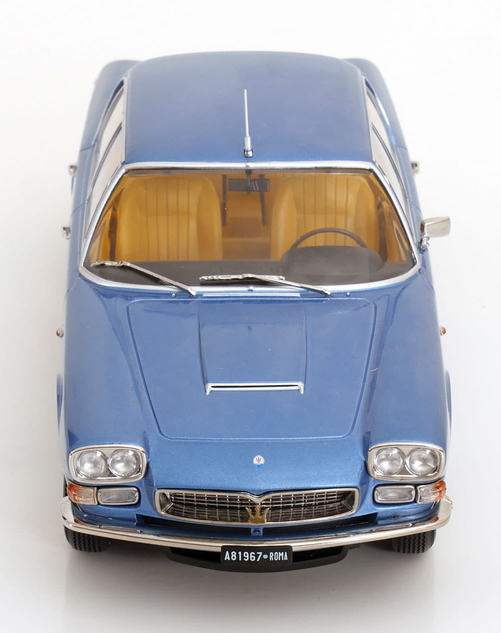 KK Scale 1:18 Maserati Quattroporte I 1965 Light Blue Metallic (KKDC181514) Diecast Model 4 KK Scale 1:18 Maserati Quattroporte I 1965 Light Blue Metallic (KKDC181514) Diecast Model - Image 4