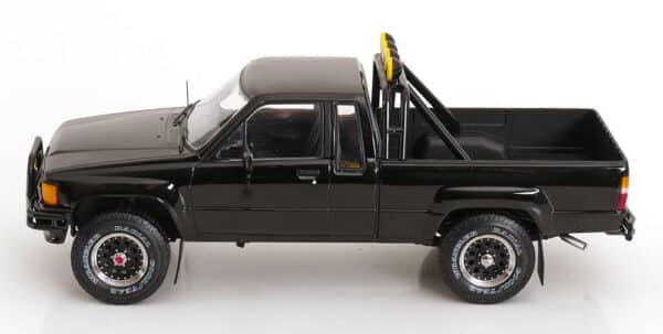 KK Scale 1:18 Toyota Hilux 1985 Black Back to the Future III (KKDC181561) Diecast Model 10 KK Scale 1:18 Toyota Hilux 1985 Black Back to the Future III (KKDC181561) Diecast Model