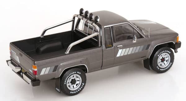 KK Scale 1:18 Toyota Hilux 1985 Grey Metallic (KKDC181563) Diecast Model 7 KK Scale 1:18 Toyota Hilux 1985 Grey Metallic (KKDC181563) Diecast Model