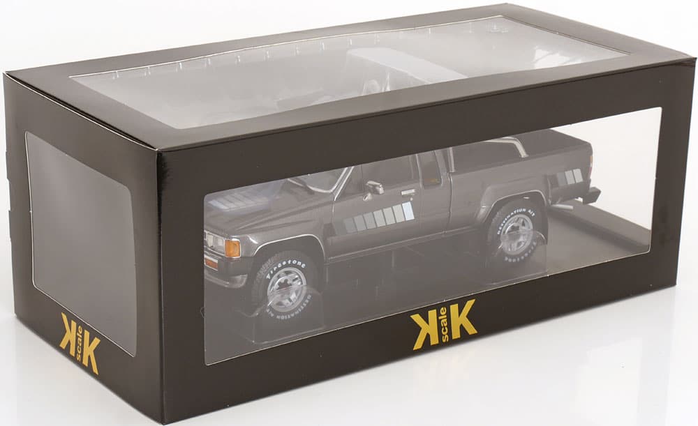 KK Scale 1:18 Toyota Hilux 1985 Grey Metallic (KKDC181563) Diecast Model 6 KK Scale 1:18 Toyota Hilux 1985 Grey Metallic (KKDC181563) Diecast Model - Image 6