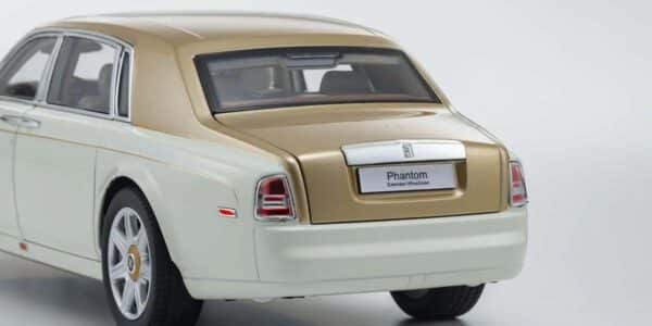 Kyosho - 1:18 Rolls-Royce Phantom EWB 2012 English White/Gold
