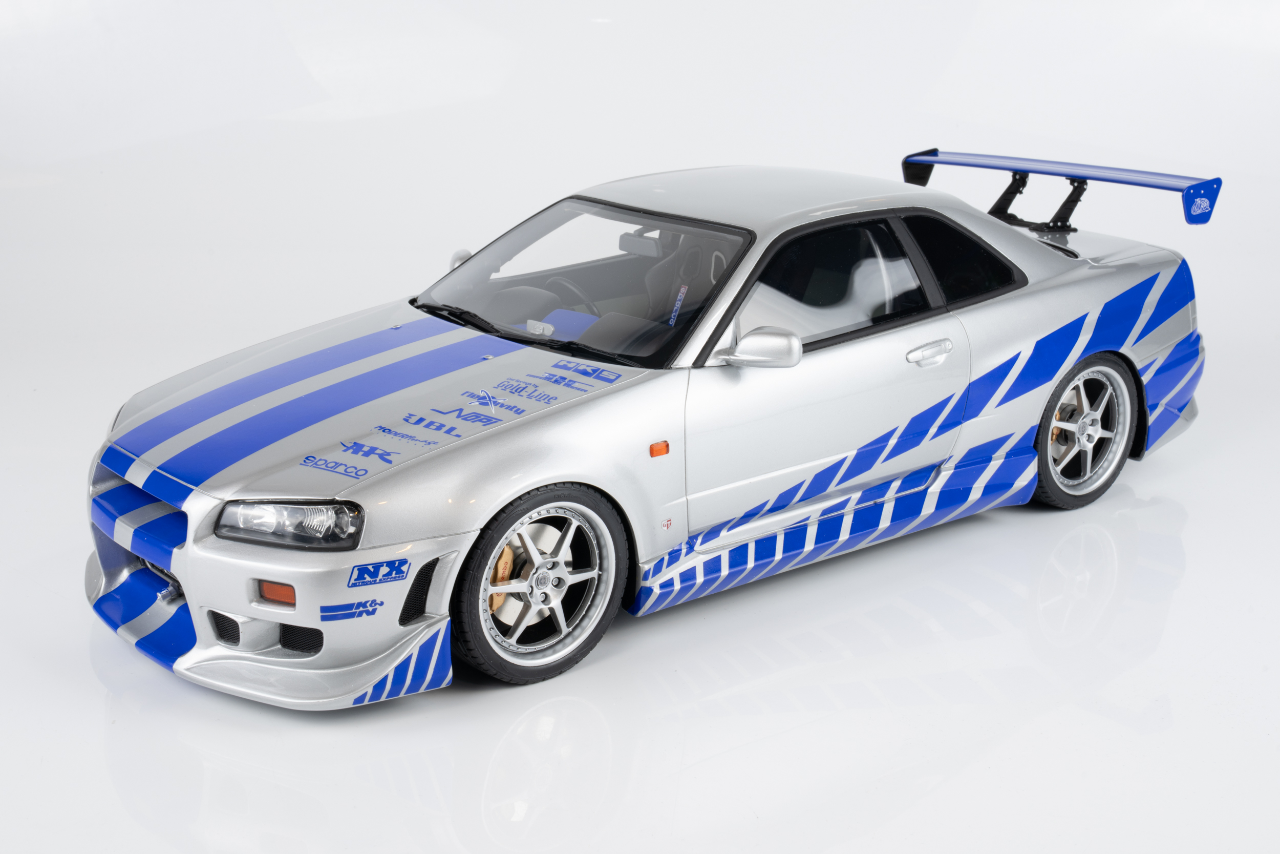 Kyosho 1:12 Nissan Skyline GT-R (R34) Brian O'Connor Fast & Furious 2001 (KSR12007A) Resin Model 8 Kyosho 1:12 Nissan Skyline GT-R (R34) Brian O'Connor Fast & Furious 2001 (KSR12007A) Resin Model - Image 8