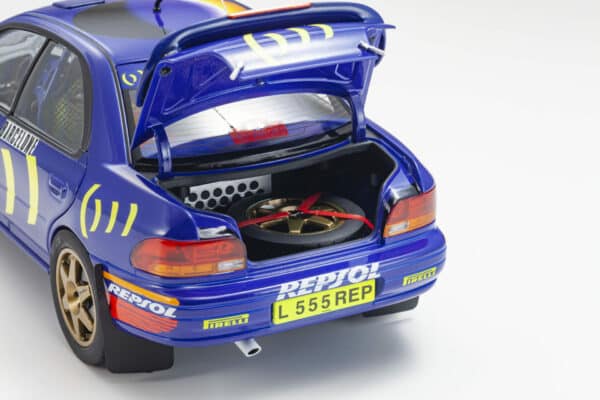 Kyosho KY8962B Subari Impreza Monte Carlo Winner 1995 Sainz Moya Rally Car Diecast Model 3