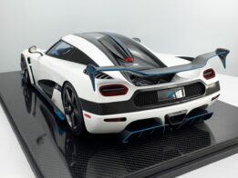 FrontiArt - 1:8 Koenigsegg Agera RS1 Pearl White - Limited Edition Resin Model