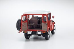 Kyosho 1:18 Land Cruiser Toyota 40 Van Red.5