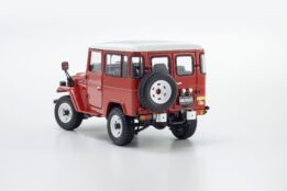 Kyosho 1:18 Land Cruiser Toyota 40 Van Red.8