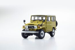 Kyosho 1:18 Toyota Land Cruise Yellow Diecast Model.8