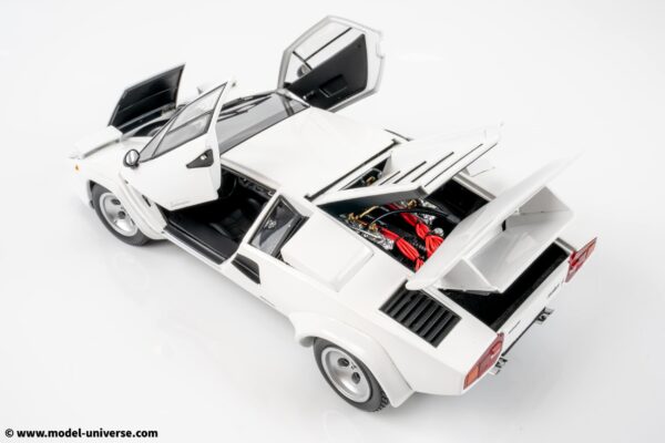 Kyosho - 1:18 Lamborghini Countach LP400 S White 1980 (KS08320WFL) Diecast Model 23 Kyosho - 1:18 Lamborghini Countach LP400 S White 1980 - Diecast Model
