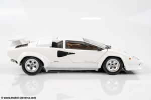 Kyosho - 1:18 Lamborghini Countach LP400 S White 1980 - Diecast Model