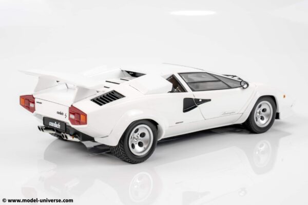 Kyosho - 1:18 Lamborghini Countach LP400 S White 1980 (KS08320WFL) Diecast Model 31 Kyosho - 1:18 Lamborghini Countach LP400 S White 1980 - Diecast Model