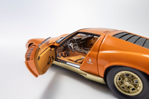 Kyosho 1:18 Lamborghini Miura P400 Orange (KS08314PB)